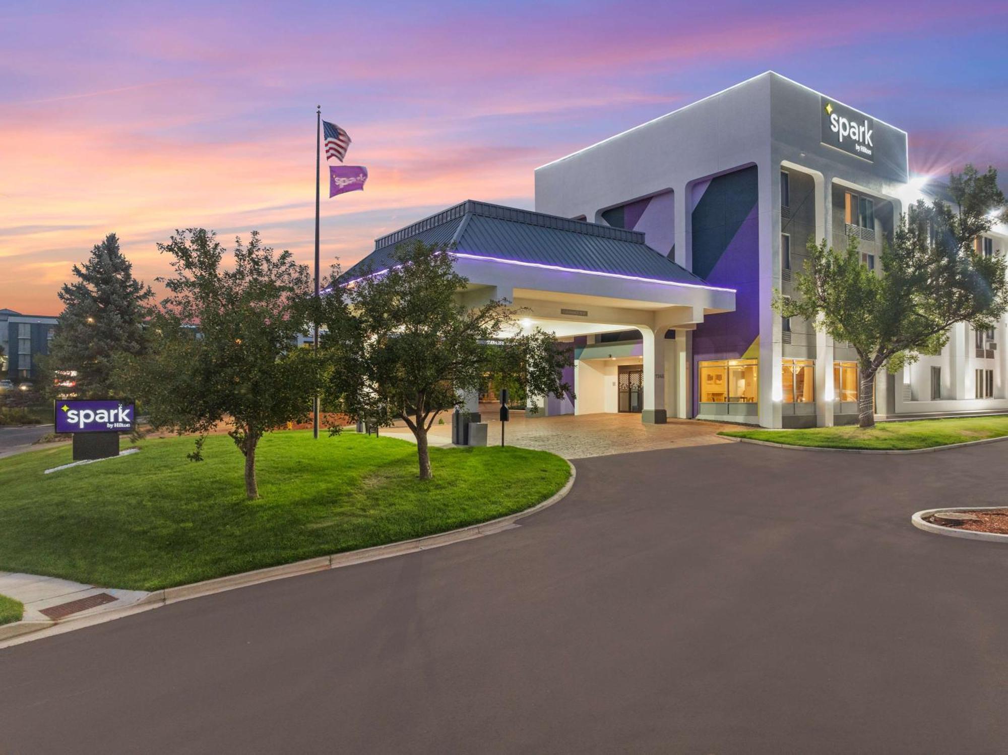 Spark By Hilton Colorado Springs I 25 Central Exterior foto